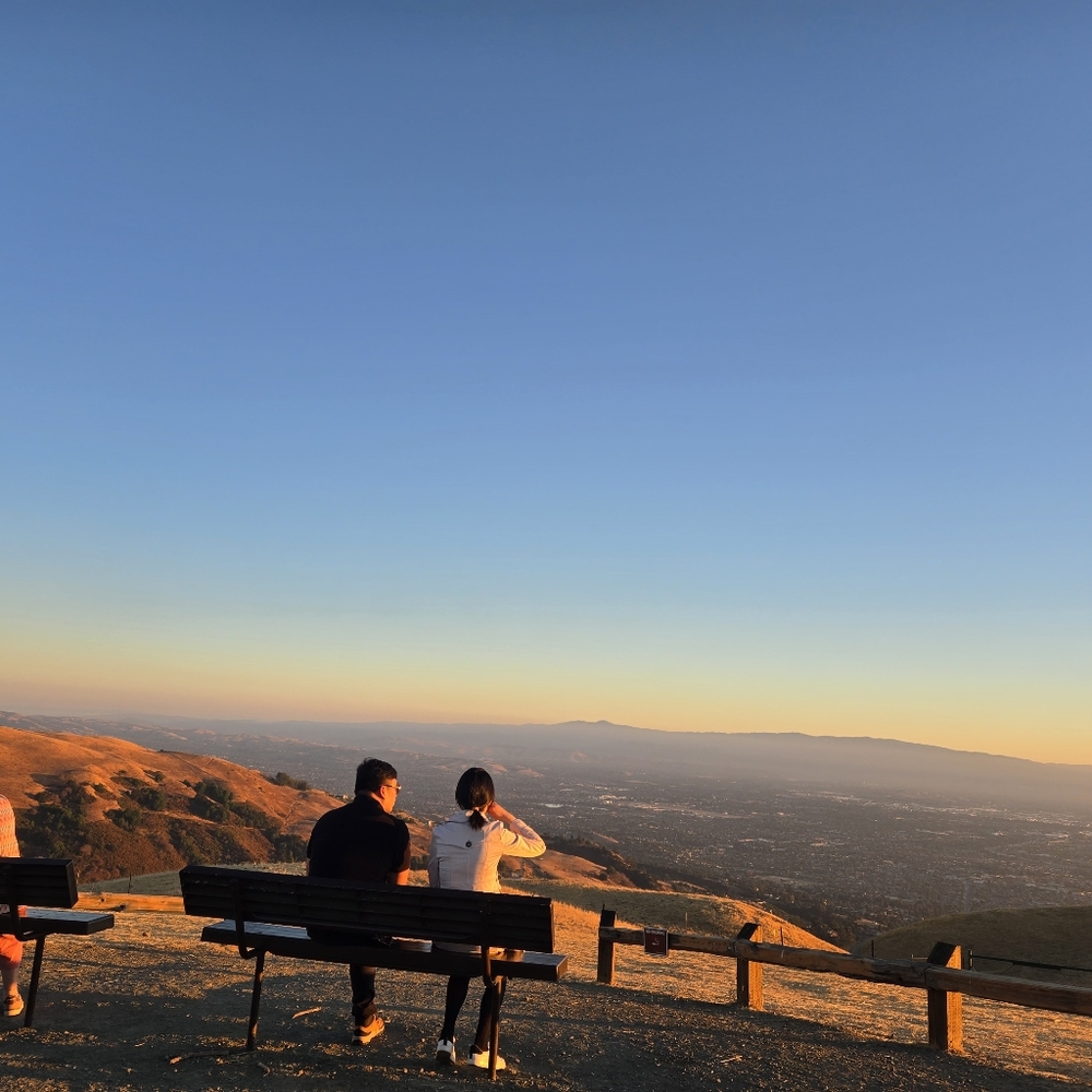 Meet your Posher, Fay